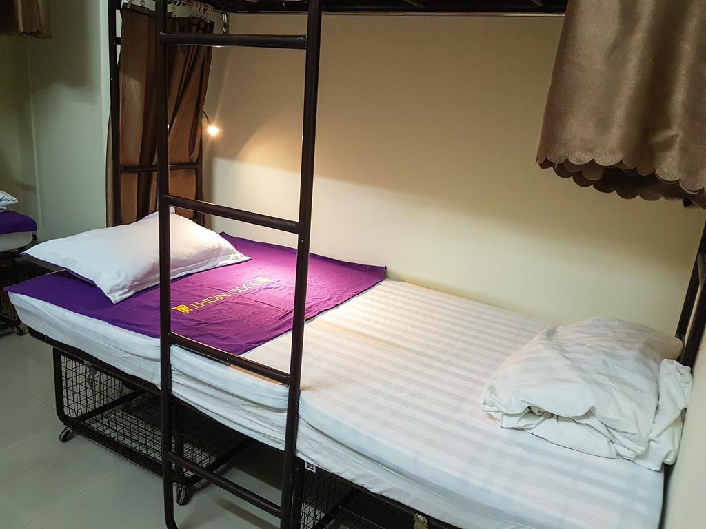 Backpack Abode Hostel Nha Trang Exterior photo